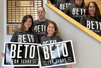 Texas AFL-CIO President Rick Levy and staff show their preference