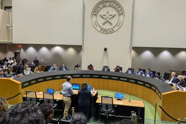Dallas City Council votes against union busting!