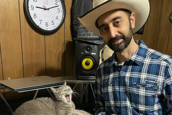 Profile Photo of Arash Farasat