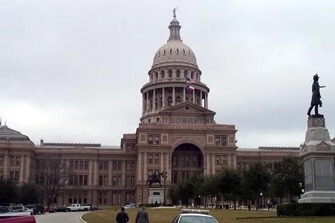 capitoltx.jpg