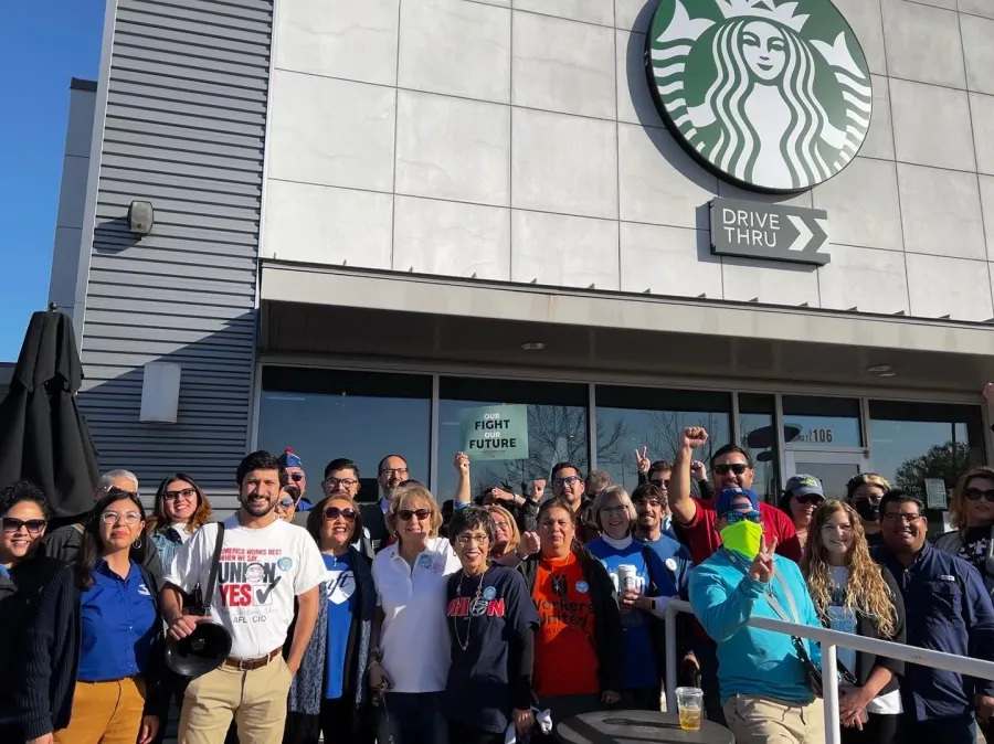 San Antonio union members outside a Starbucks