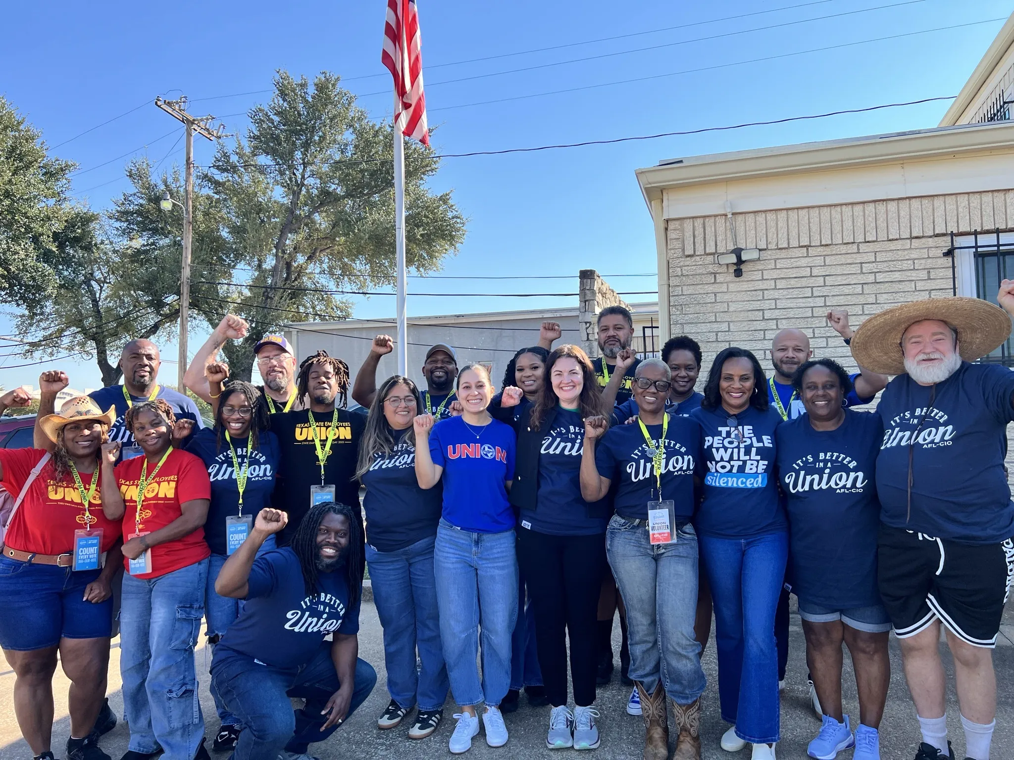 Dallas union block walkers pose for a photo