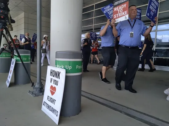 Flight Attendants rally at DFW