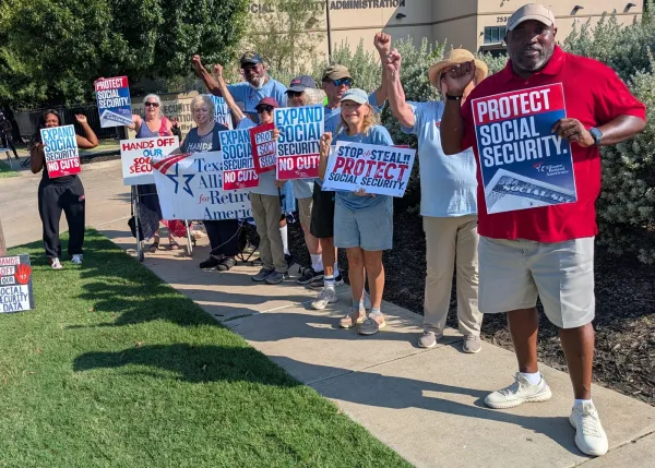 Non-retirees Britni Cuington (left) and Earnest Tilley (right)